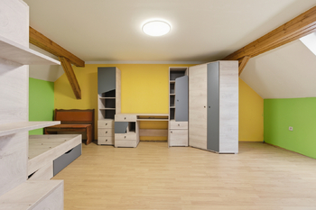 Pokoj - Prodej bytu 4+1 v osobním vlastnictví 146 m², Chlumec nad Cidlinou