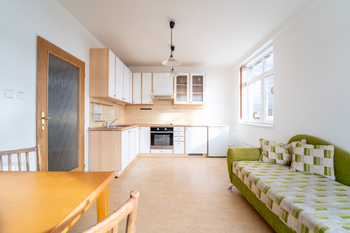 Pronájem bytu 2+kk v osobním vlastnictví 38 m², Praha 10 - Strašnice
