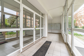 Prodej bytu 1+kk v osobním vlastnictví 25 m², Praha 10 - Záběhlice