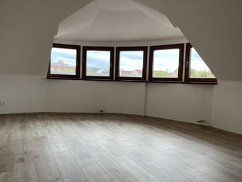 Prodej bytu 4+kk v osobním vlastnictví 123 m², Kladno