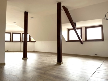 Prodej bytu 4+kk v osobním vlastnictví 123 m², Kladno