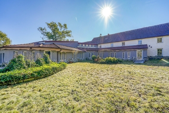 Prodej domu 952 m², Všeruby