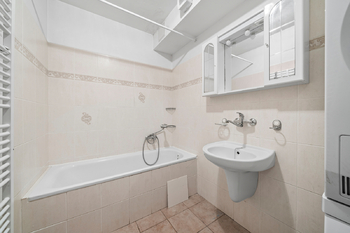 Prodej domu 78 m², Býšť