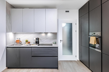 Prodej bytu 1+kk v osobním vlastnictví 37 m², Praha 9 - Hloubětín