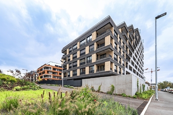 Prodej bytu 1+kk v osobním vlastnictví 37 m², Praha 9 - Hloubětín