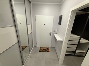 Pronájem bytu 1+kk v osobním vlastnictví 45 m², Praha 5 - Stodůlky