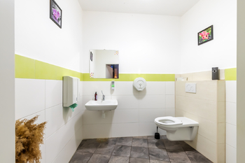 Pronájem výrobních prostor 160 m², Praha 4 - Podolí
