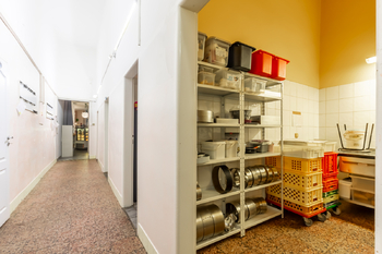 Pronájem výrobních prostor 160 m², Praha 4 - Podolí
