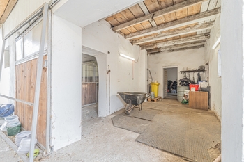 Prodej zemědělského objektu 740 m², Chlumín