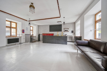 Pronájem obchodních prostor 121 m², Brno