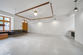 Pronájem obchodních prostor 121 m², Brno