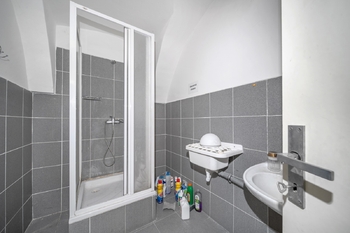 Pronájem obchodních prostor 121 m², Brno