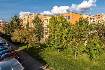 Dům - Prodej bytu 4+1 v osobním vlastnictví 94 m², Praha 4 - Modřany