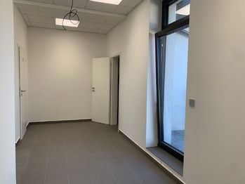 Pronájem komerčního prostoru 49 m², Praha 9 - Horní Počernice