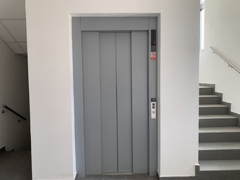 společné prostory - Pronájem komerčního prostoru 49 m², Praha 9 - Horní Počernice