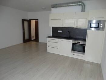 Pronájem bytu 1+kk v osobním vlastnictví 41 m², Pardubice
