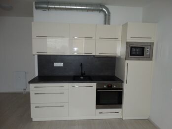 Pronájem bytu 1+kk v osobním vlastnictví 41 m², Pardubice