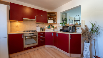 Prodej bytu 2+1 v osobním vlastnictví 76 m², Černá Hora