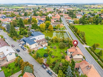 Prodej pozemku 1309 m², Šestajovice