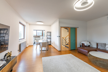 Prodej domu 230 m², Praha 5 - Slivenec