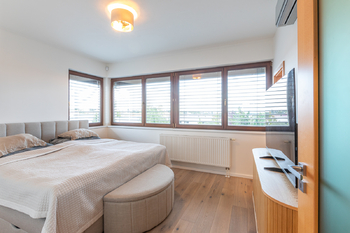 Prodej domu 230 m², Praha 5 - Slivenec