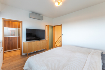 Prodej domu 230 m², Praha 5 - Slivenec