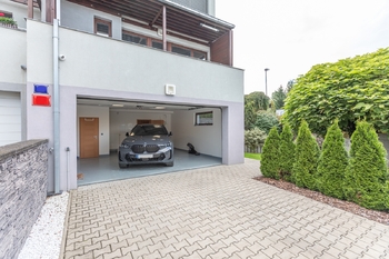 Prodej domu 230 m², Praha 5 - Slivenec