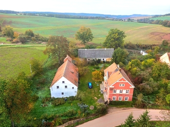 Prodej domu 191 m², Vroutek