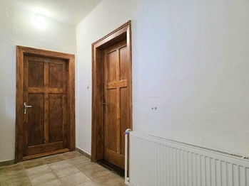 Prodej domu 191 m², Vroutek