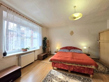 Prodej domu 191 m², Vroutek