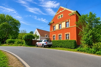 Prodej domu 191 m², Vroutek