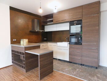 Pronájem bytu 2+kk v osobním vlastnictví 60 m², Praha 5 - Velká Chuchle