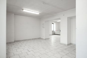 Prodej obchodních prostor 188 m², Jemnice