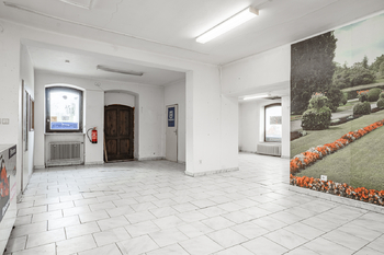 Prodej obchodních prostor 188 m², Jemnice