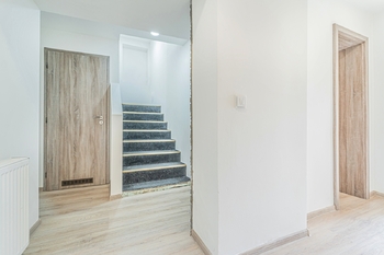 Prodej domu 108 m², Klobuky