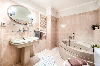 Prodej domu 500 m², Praha 4 - Chodov