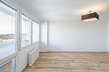 Pronájem bytu 3+1 v družstevním vlastnictví 76 m², Praha 6 - Vokovice