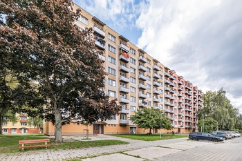 Budova. - Prodej bytu 2+1 v osobním vlastnictví 63 m², Jindřichův Hradec