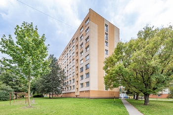 Budova. - Prodej bytu 2+1 v osobním vlastnictví 63 m², Jindřichův Hradec 