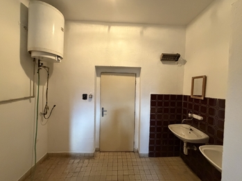 Prodej obchodních prostor 206 m², Pelhřimov