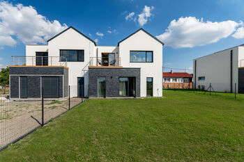 Prodej bytu 4+kk v osobním vlastnictví 140 m², Vinařice