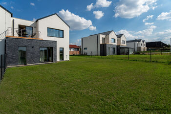 Prodej domu 140 m², Vinařice