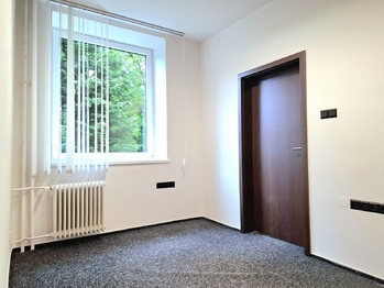 Pronájem kancelářských prostor 25 m², Kladno