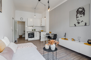 Prodej bytu 2+kk v osobním vlastnictví 42 m², Praha 2 - Nusle