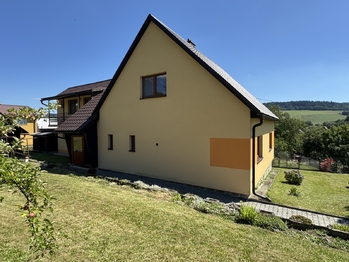 Prodej domu 241 m², Střelná