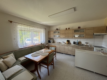 Prodej domu 241 m², Střelná
