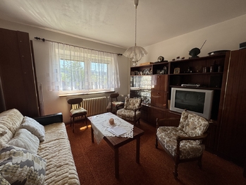 Prodej domu 241 m², Střelná