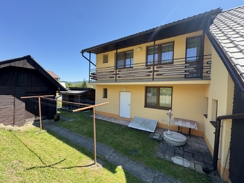 Prodej domu 241 m², Střelná