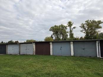 Prodej garáže 16 m², Pardubice