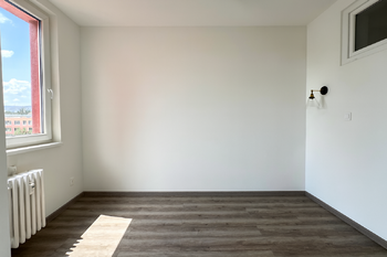 Ložnice - Prodej bytu 2+kk v osobním vlastnictví 51 m², Praha 4 - Modřany